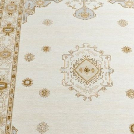 Light Ivory Oushak Wool Rug